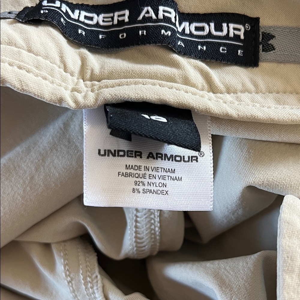 Under Armour Cream Capri Shorts - Picture 5 of 5